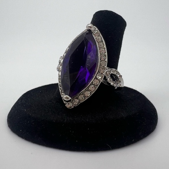 Large Amethyst & Diamond Simulant Silver Plated Ring, Size 9 - Picture 2 of 4